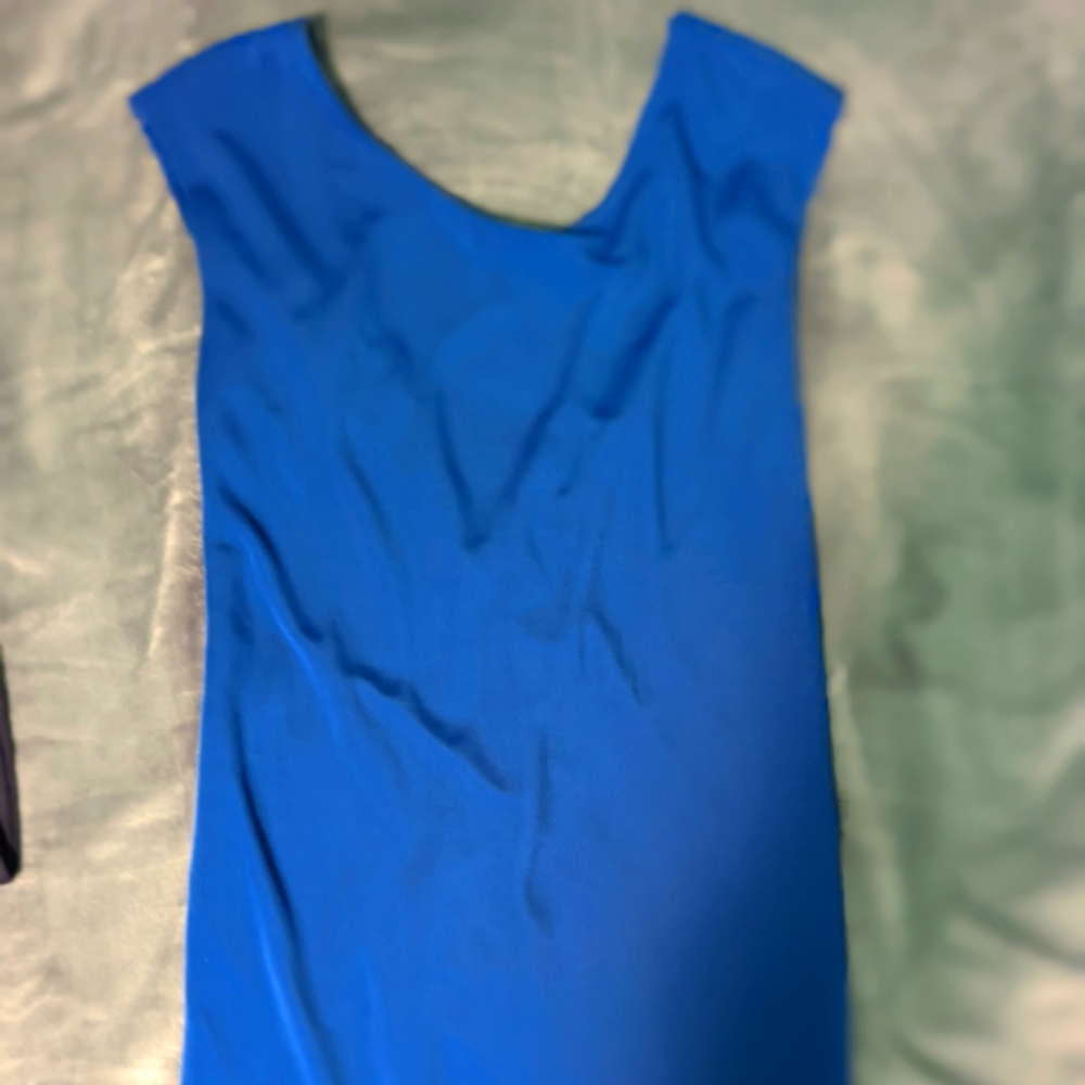 EUC ZARA Trafaluc Cerulean Blue sleeveless pleated back sheath dress. Size small